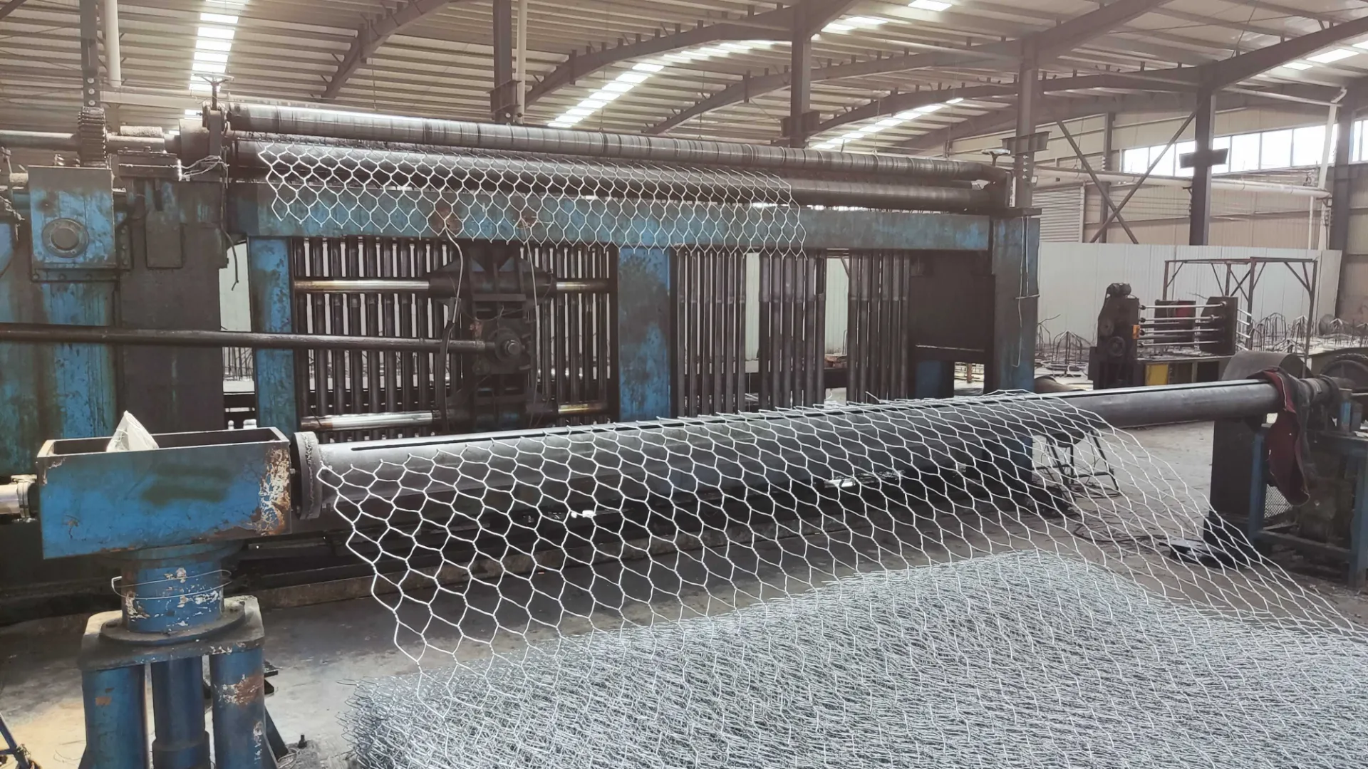 high chain link fence