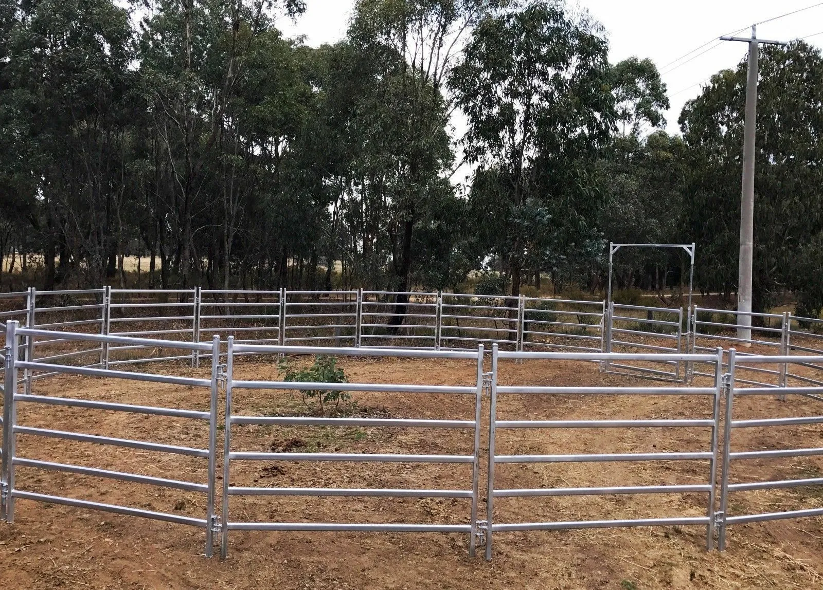 4 ft chain link fence