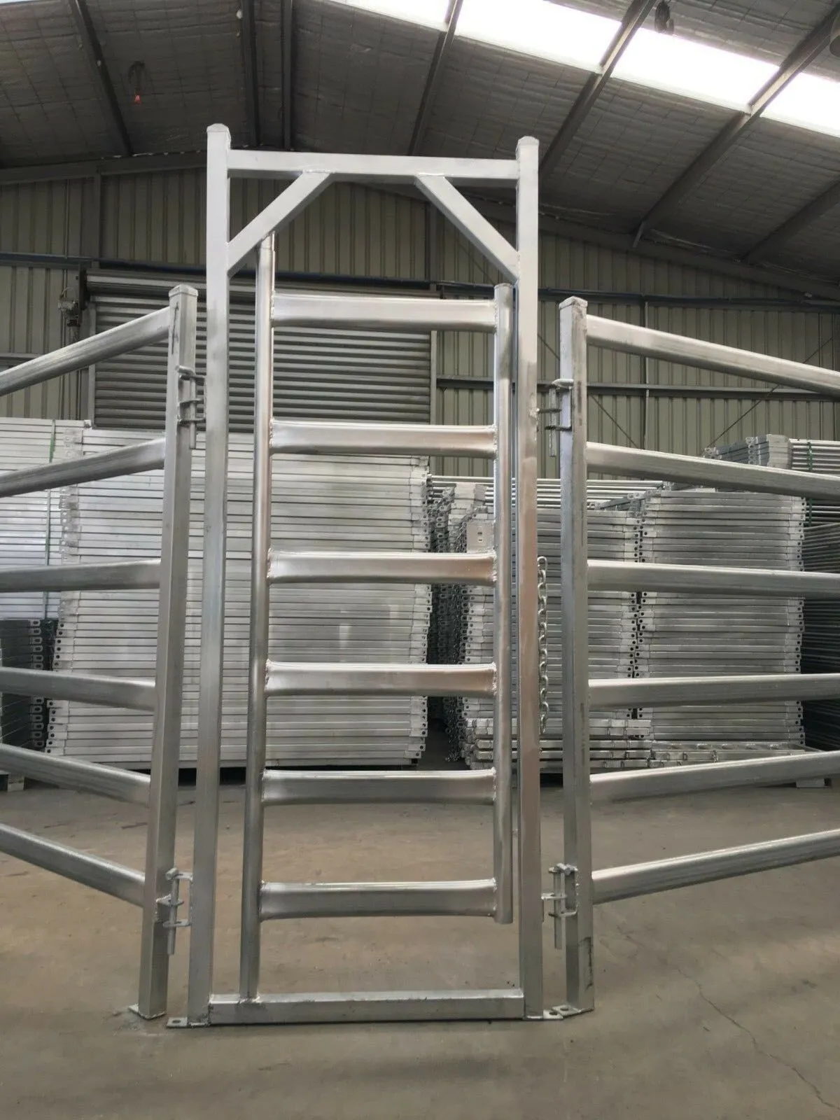 temporary fencing stakes