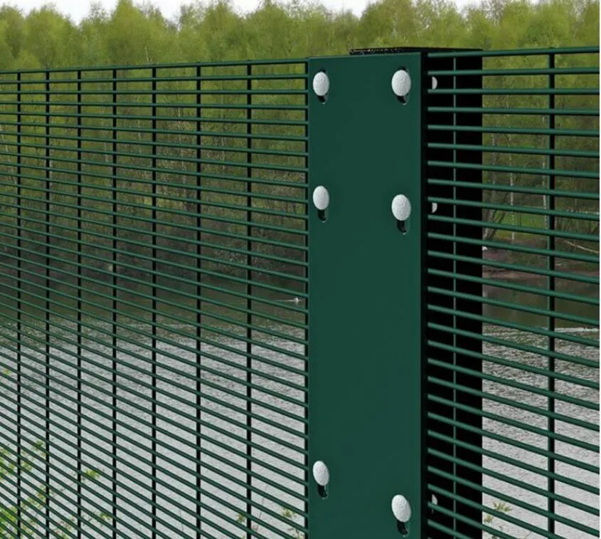 metal livestock fence