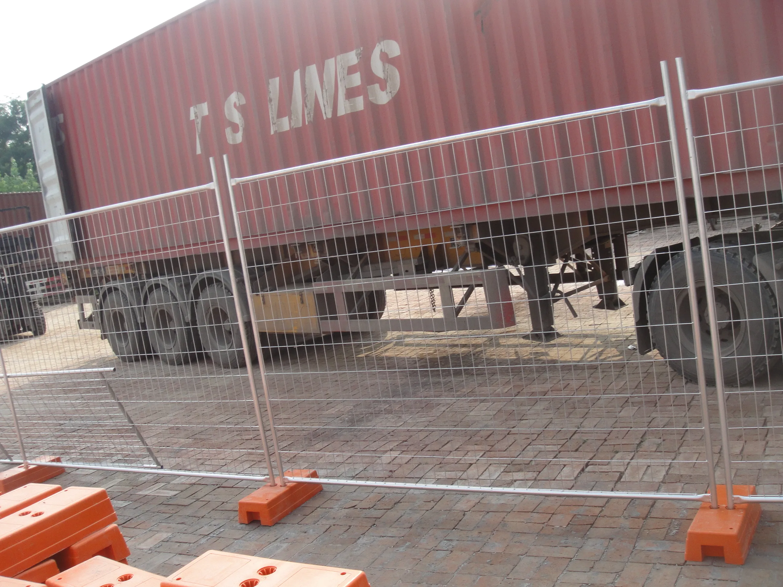 modern wire mesh fence